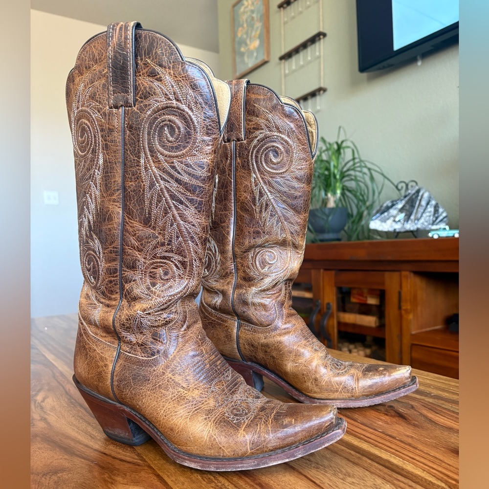 Justin Boots Distressed Brown Western Boots